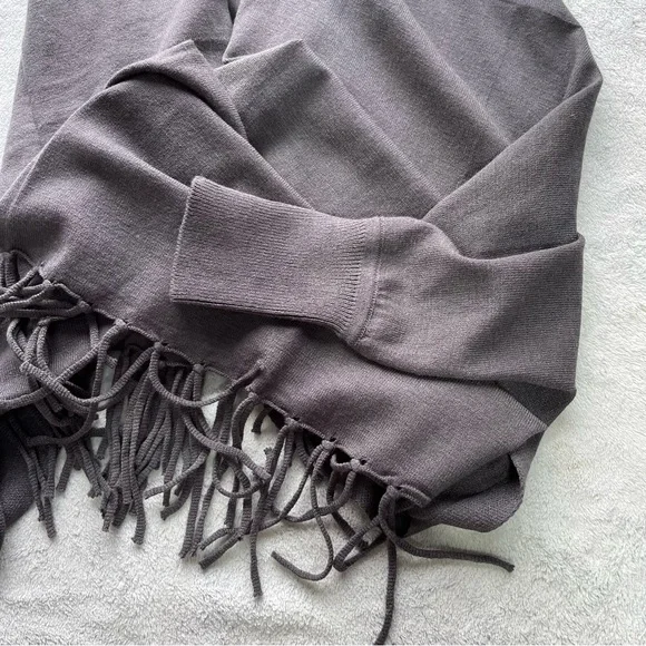 NWOT Jacket Society Lightweight Shrug Cardigan With Fringe - Picture 10 of 11
